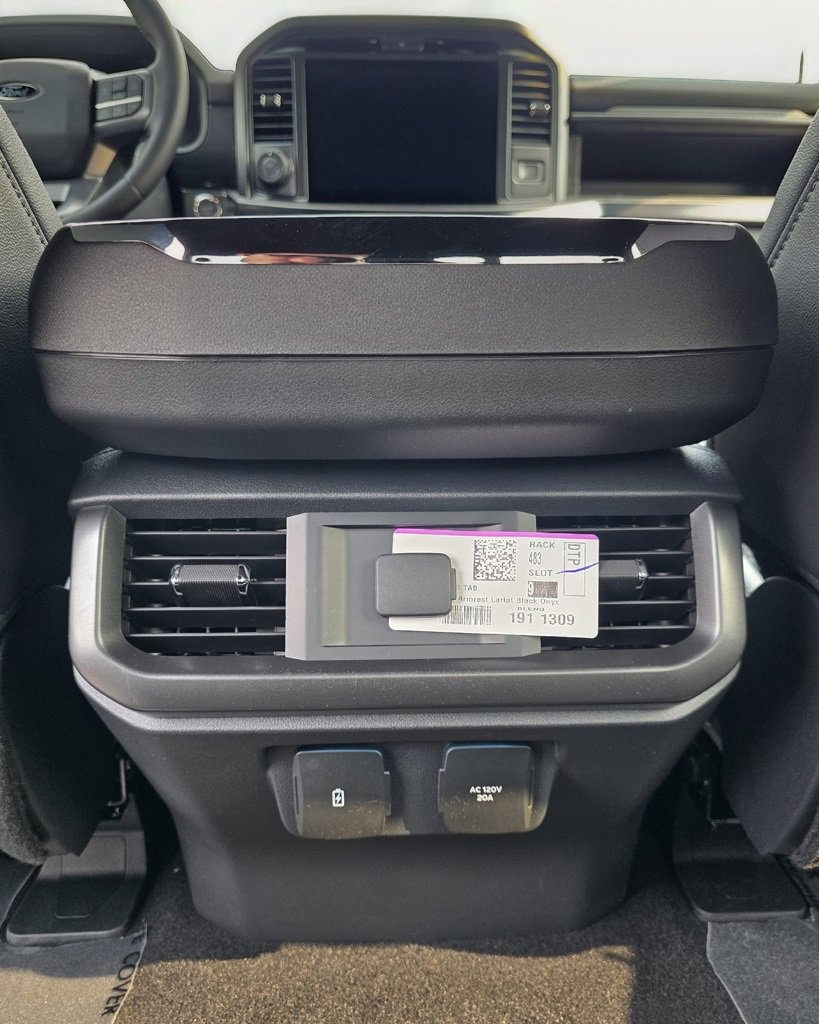 New 2025 Ford F150 Lariat w/ Equipment Group 501A Mid image 9