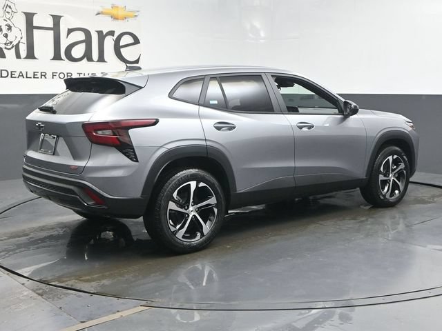 New 2026 Chevrolet Trax RS w/ Driver Confidence Package FWD image 28