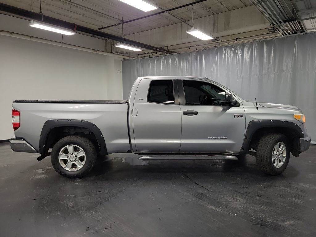 Used 2015 Toyota Tundra SR5 image 9