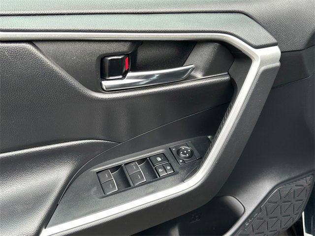 Certified 2022 Toyota RAV4 XLE w/ Convenience Package image 20