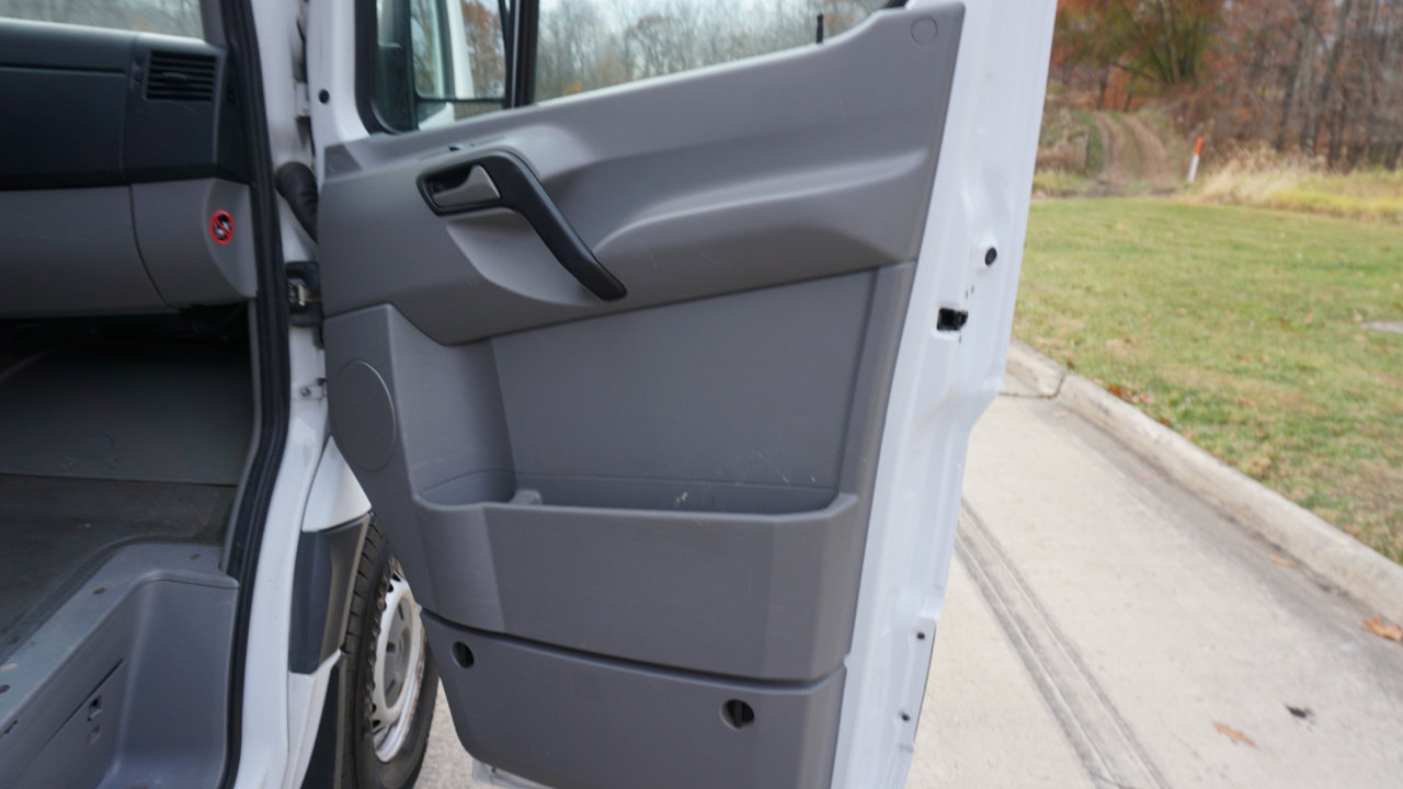 Used 2012 Mercedes-Benz Sprinter 2500 image 22