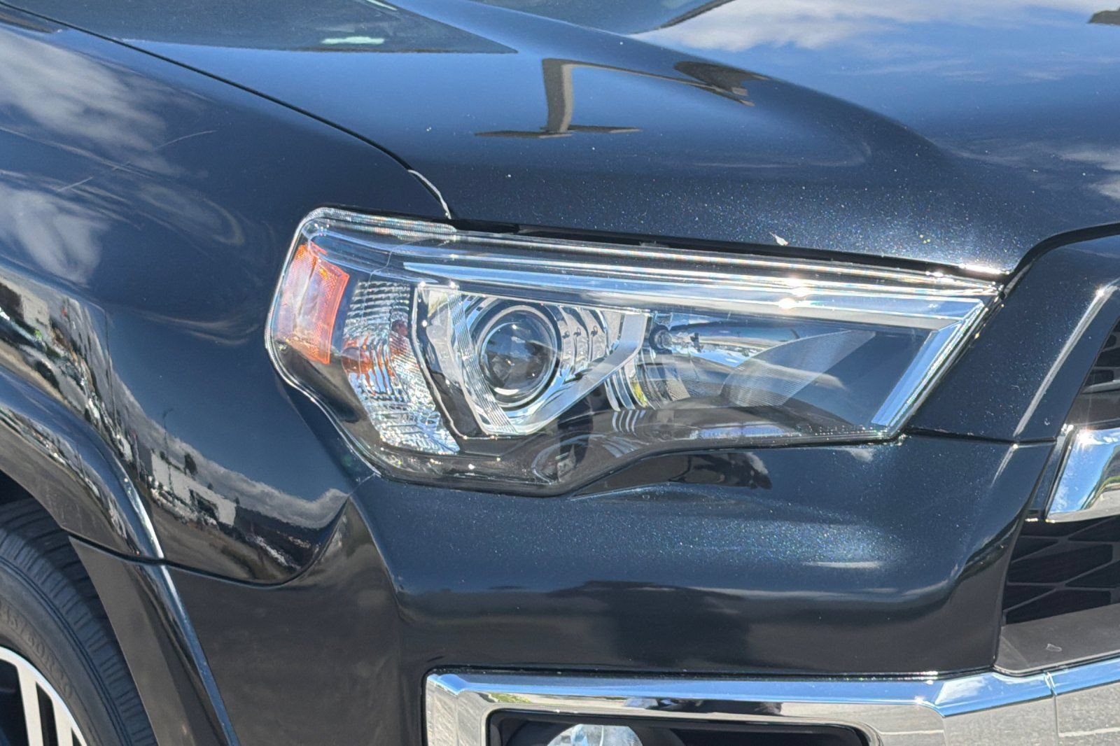 Used 2019 Toyota 4Runner Limited AWD/4WD image 37