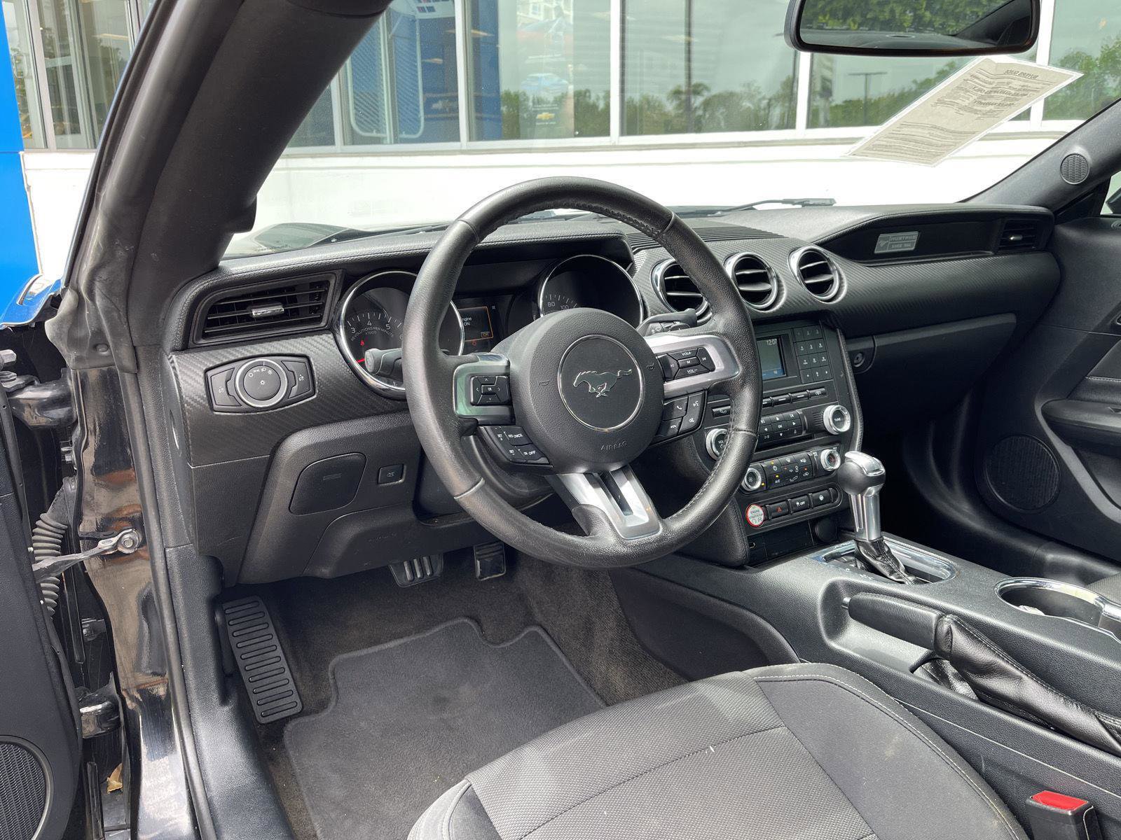 Used 2016 Ford Mustang Coupe RWD image 14