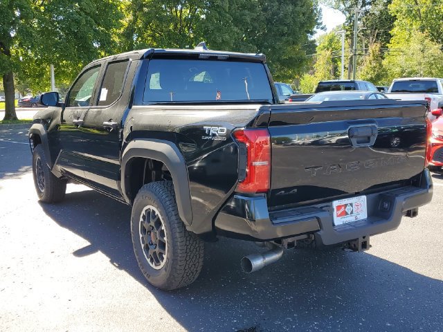 New 2026 Toyota Tacoma TRD Off-Road AWD/4WD image 3