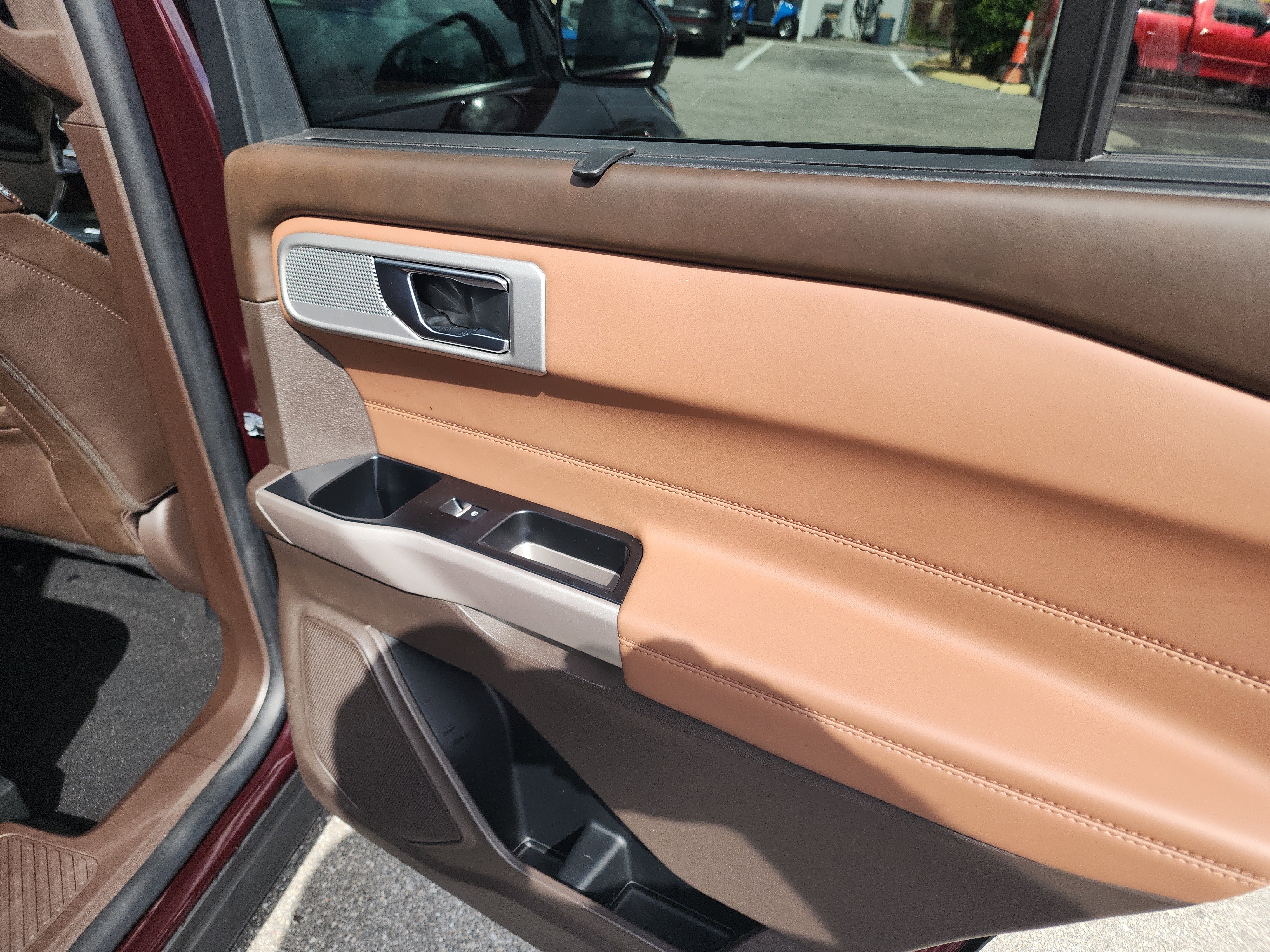 Used 2023 Ford Explorer King Ranch w/ Class IV Trailer Tow Package image 21