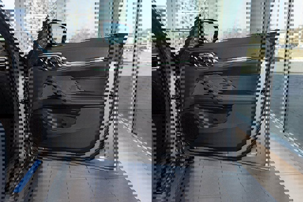 New 2026 BMW i4 xDrive40i w/ Premium Package image 19