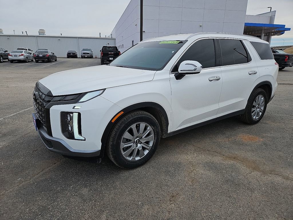 Used 2024 Hyundai Palisade SEL image 2