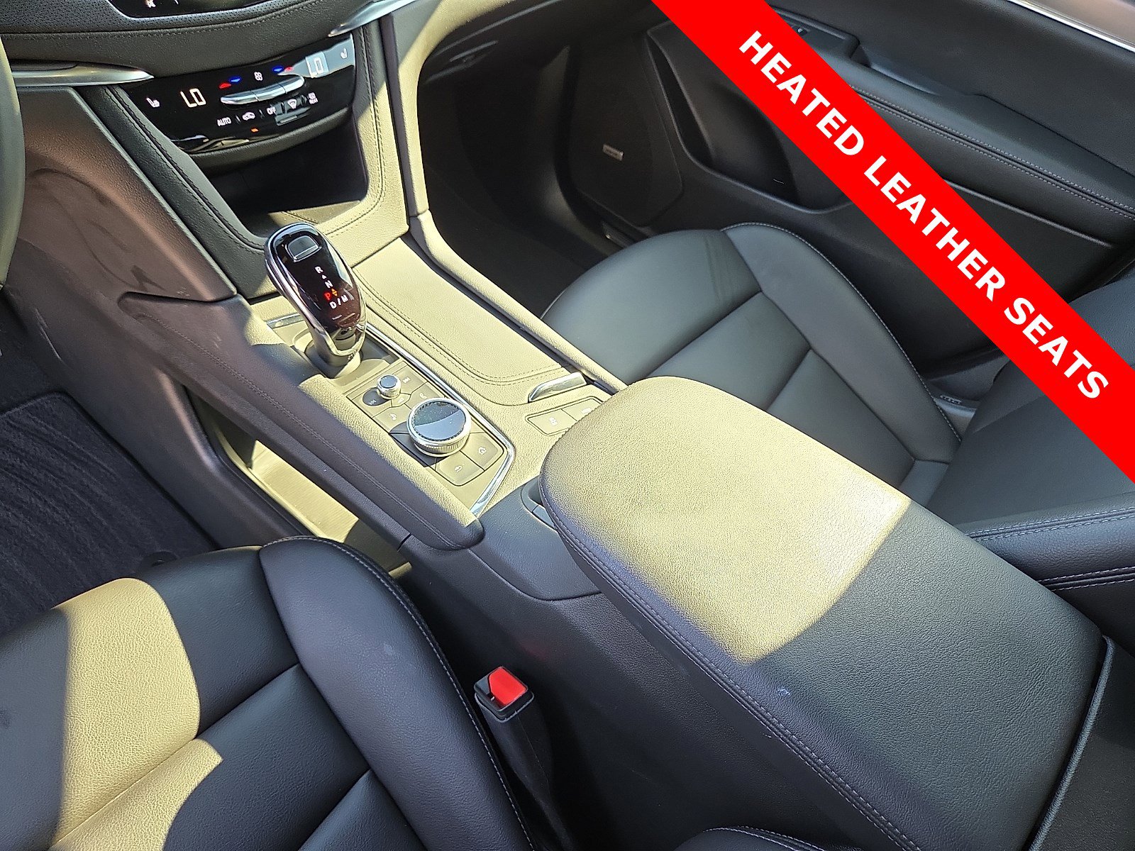 Used 2024 Cadillac XT5 Luxury image 25