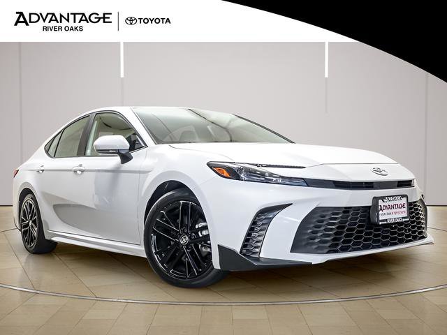 Certified 2025 Toyota Camry SE image 2