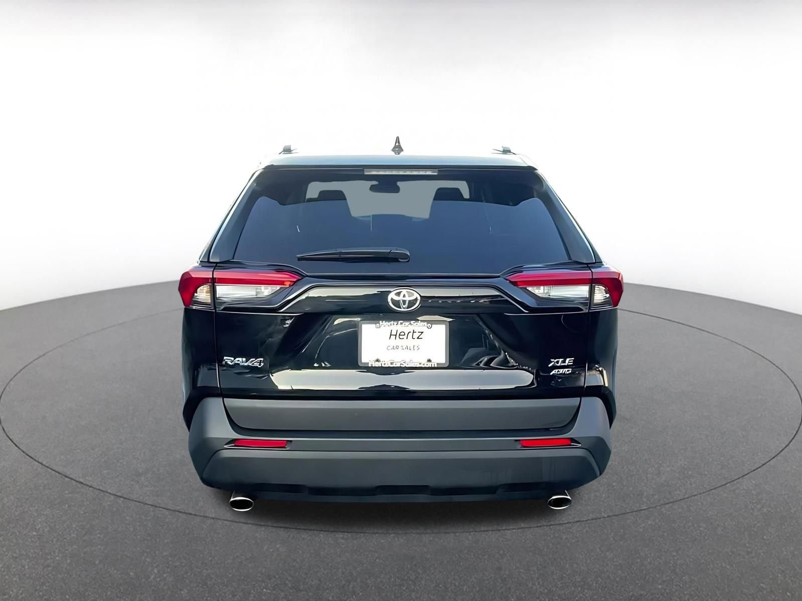 Used 2025 Toyota RAV4 XLE w/ Convenience Package image 12