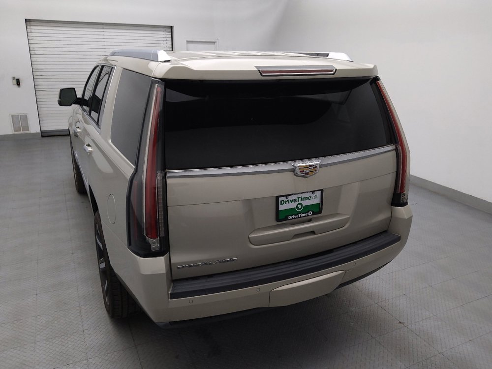 Used 2016 Cadillac Escalade Premium image 6