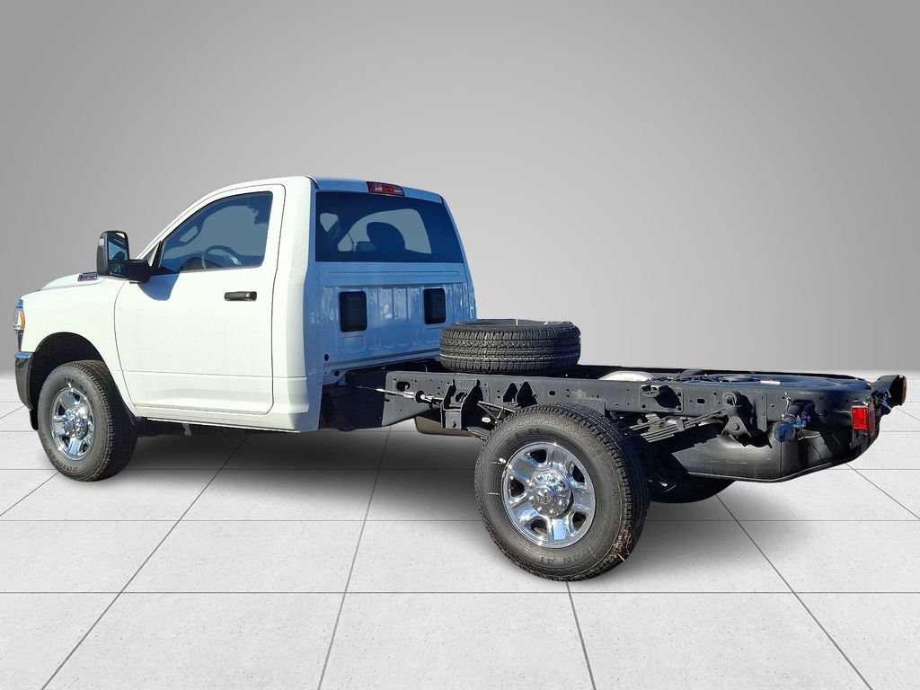 New 2024 RAM 3500 Tradesman w/ Safety Group AWD/4WD image 5