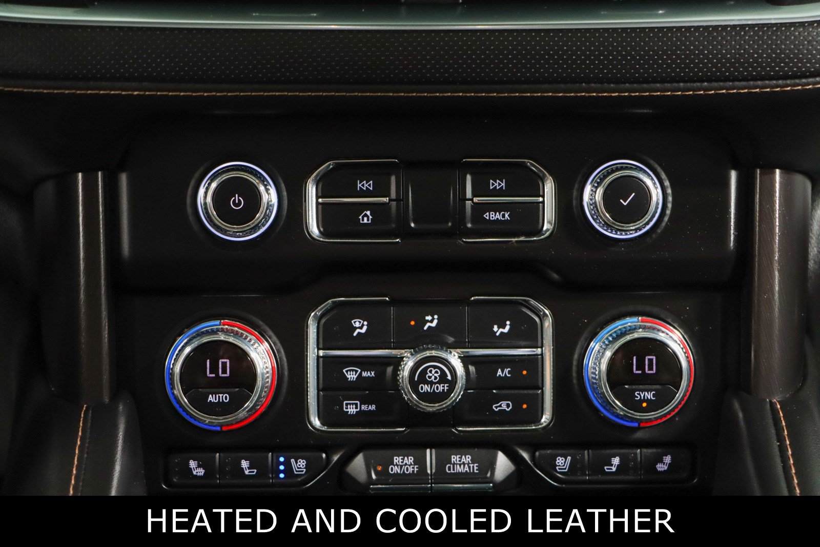 Used 2022 GMC Yukon AT4 AWD/4WD image 21