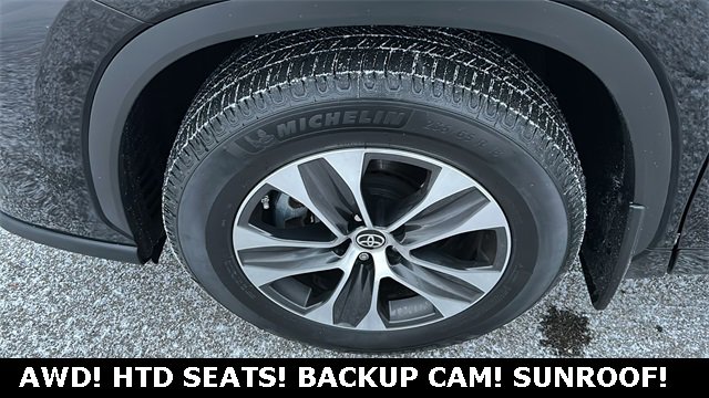 Used 2022 Toyota Highlander XLE image 30