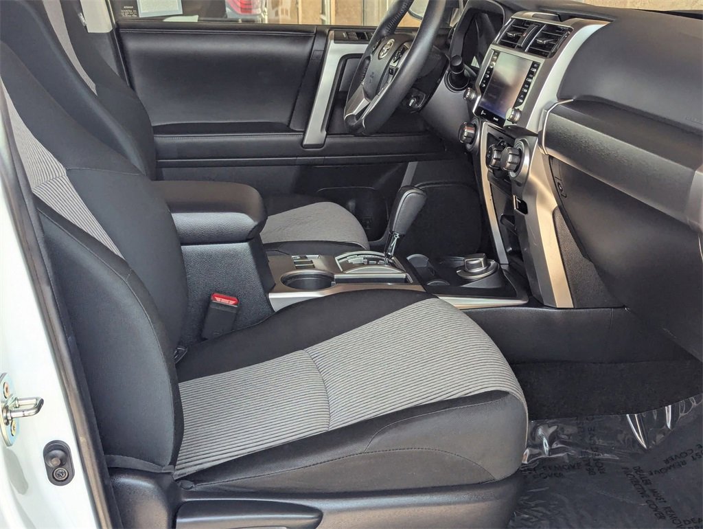 Used 2024 Toyota 4Runner SR5 image 31