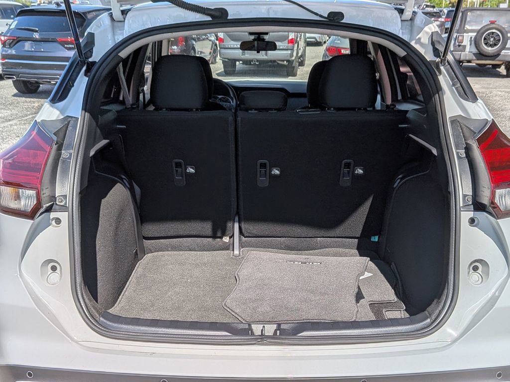 Used 2024 Nissan Kicks S FWD image 27