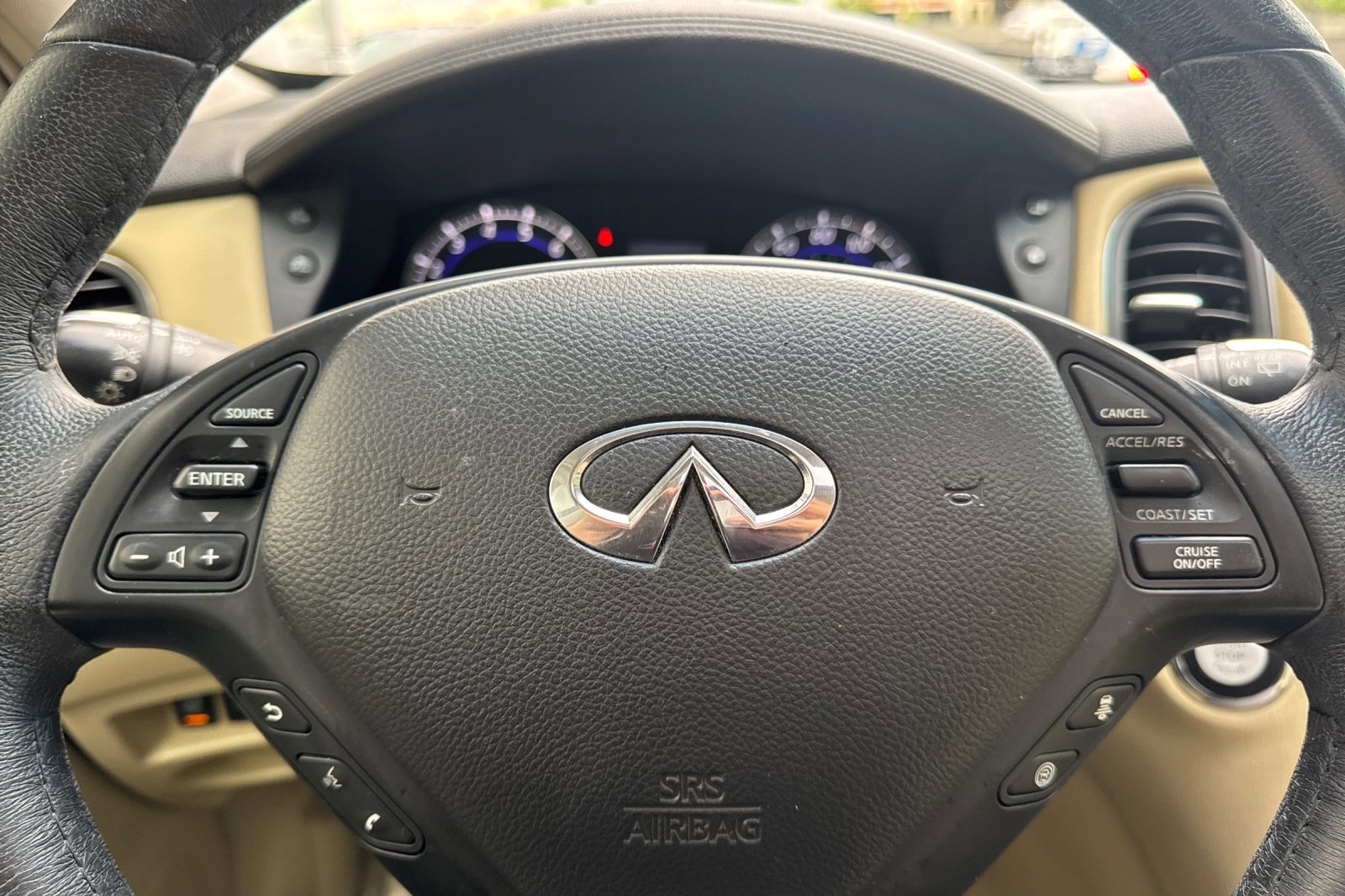 Used 2017 INFINITI QX50 AWD w/ Technology Package image 16
