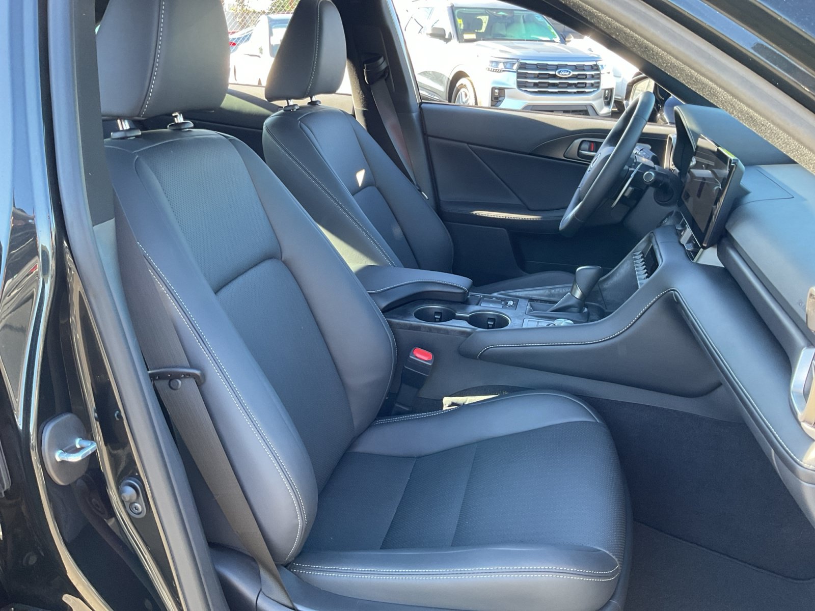 Used 2026 Lexus IS 350 F Sport w/ Accessory Package Z1 RWD image 21