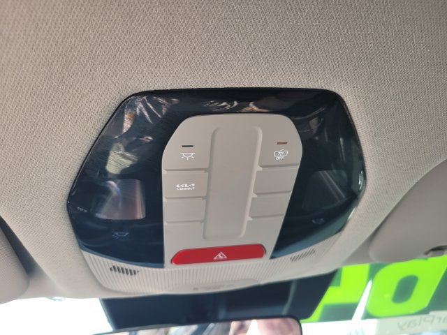 Used 2025 Kia K4 FWD image 22