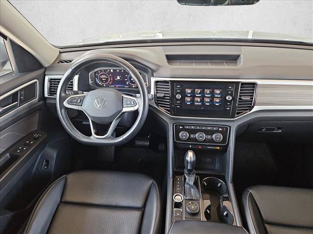 Used 2022 Volkswagen Atlas SEL AWD/4WD image 3