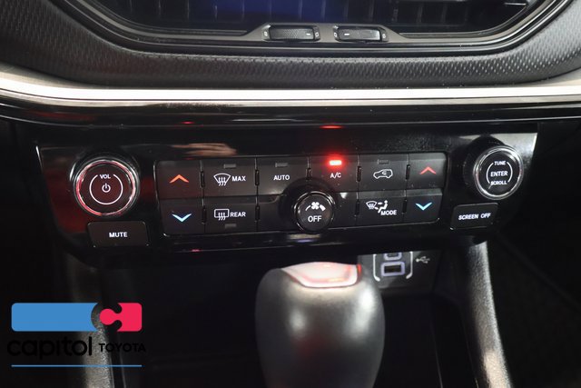 Used 2025 Jeep Compass Trailhawk AWD/4WD image 19