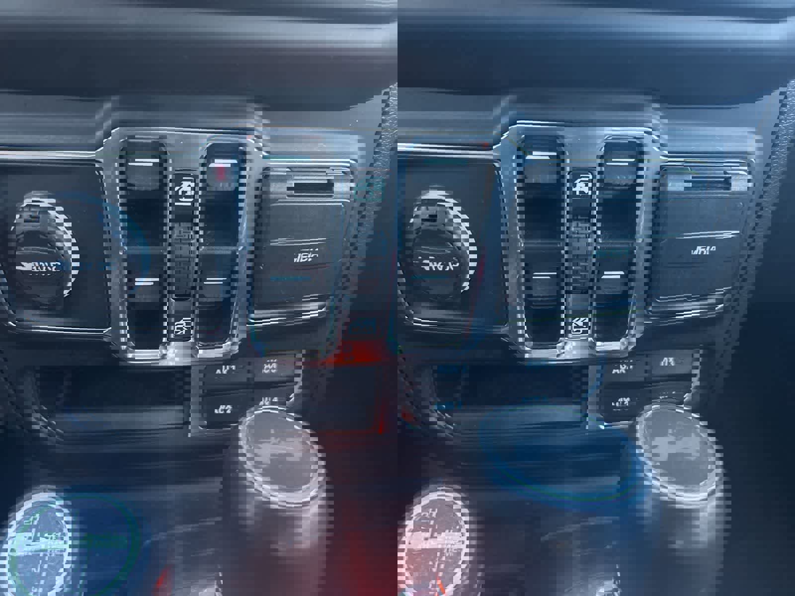 Used 2023 Jeep Wrangler Sahara w/ Cold Weather Group image 50