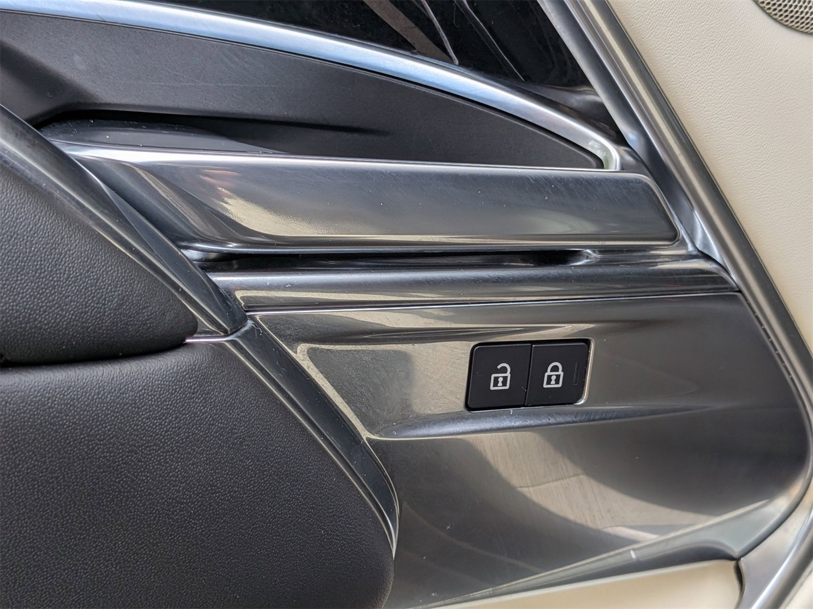 Used 2023 Land Rover Range Rover SE image 29