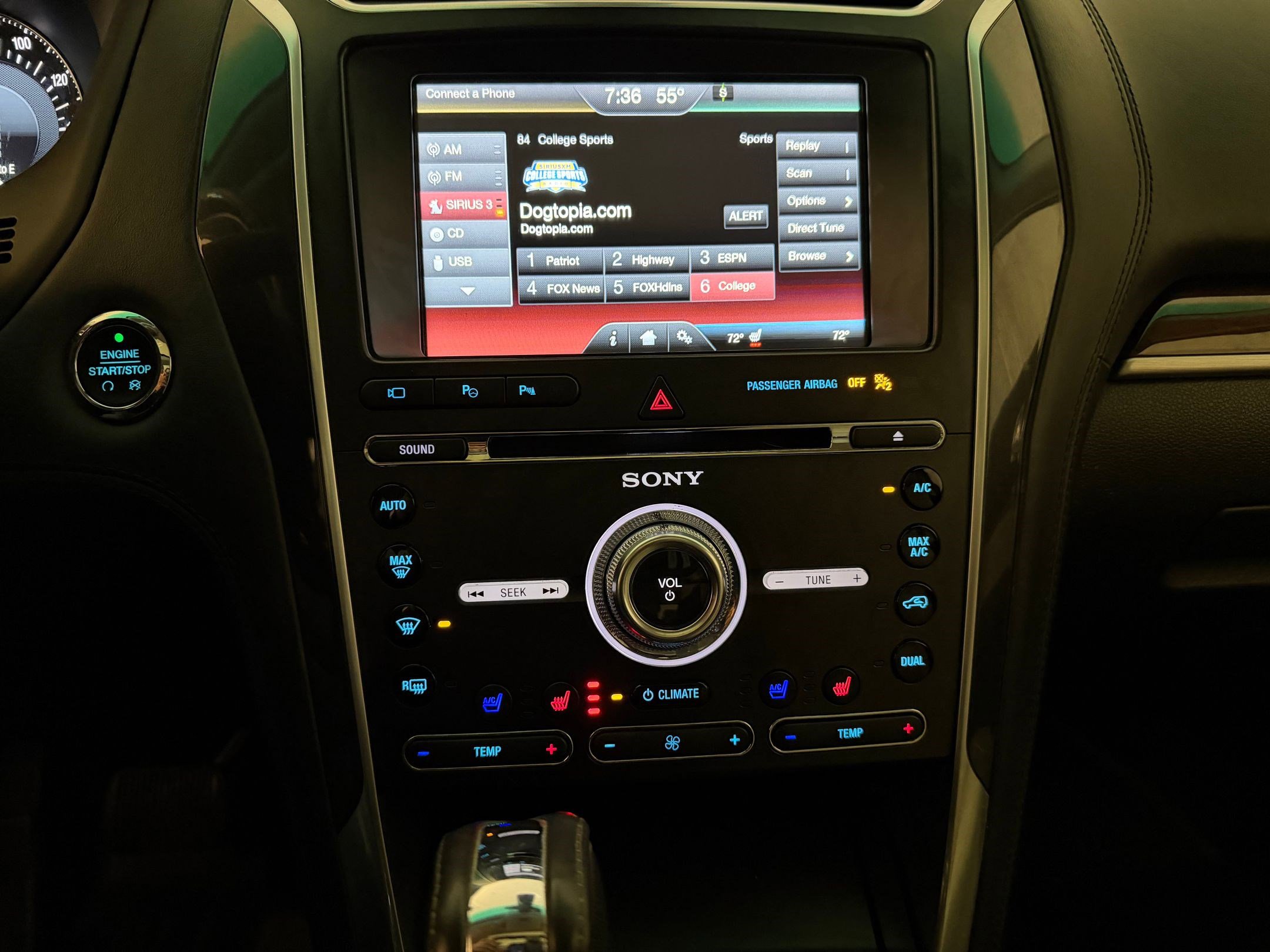 Used 2016 Ford Explorer Platinum AWD/4WD image 24