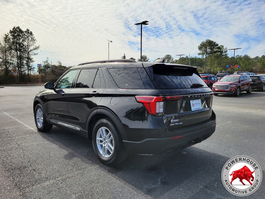 Certified 2025 Ford Explorer Active image 4