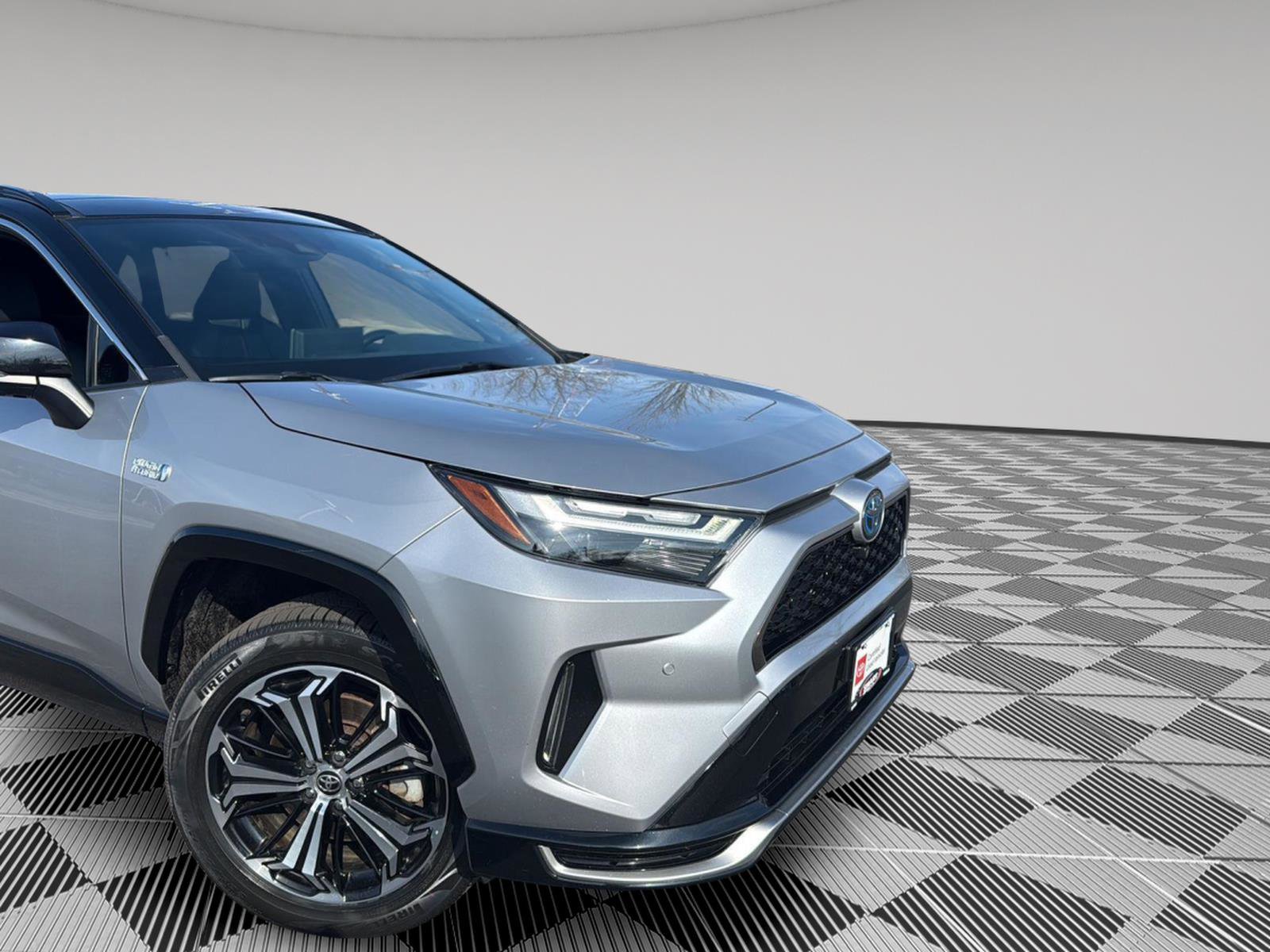 Used 2022 Toyota RAV4 XSE w/ Premium Package image 20