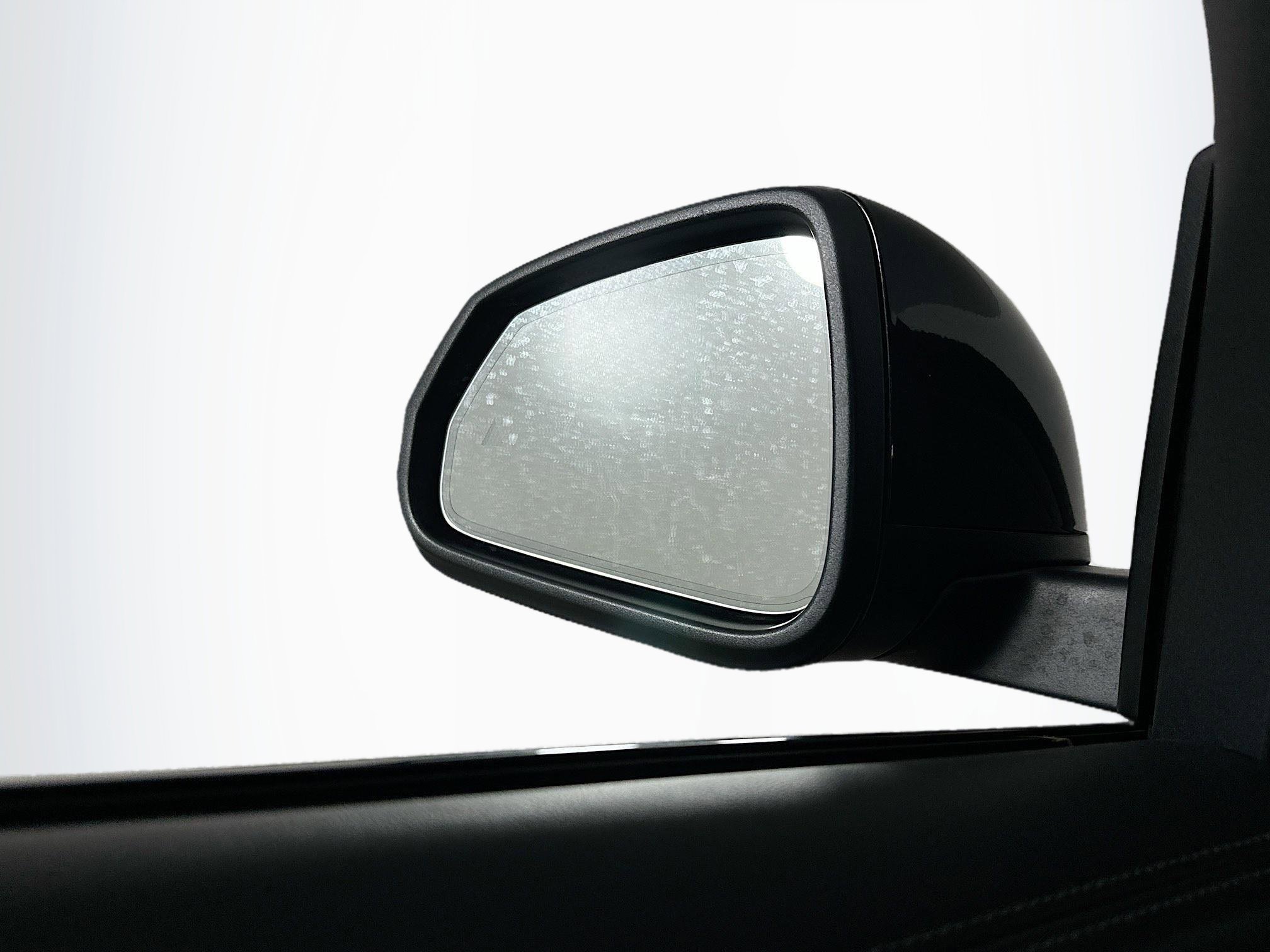 Used 2025 BMW X2 xDrive28i image 16