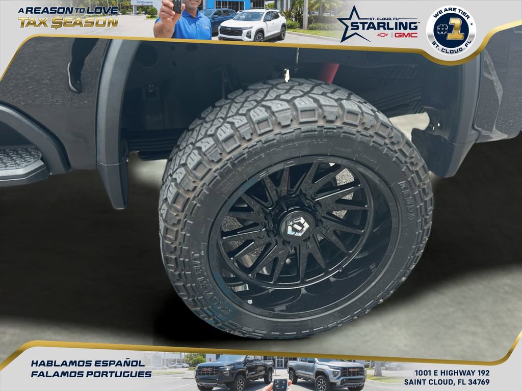 Used 2024 Chevrolet Silverado 2500 LT w/ Midnight Edition image 11