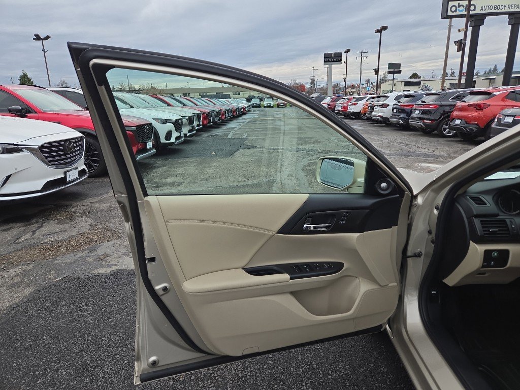 Used 2015 Honda Accord EX-L image 20