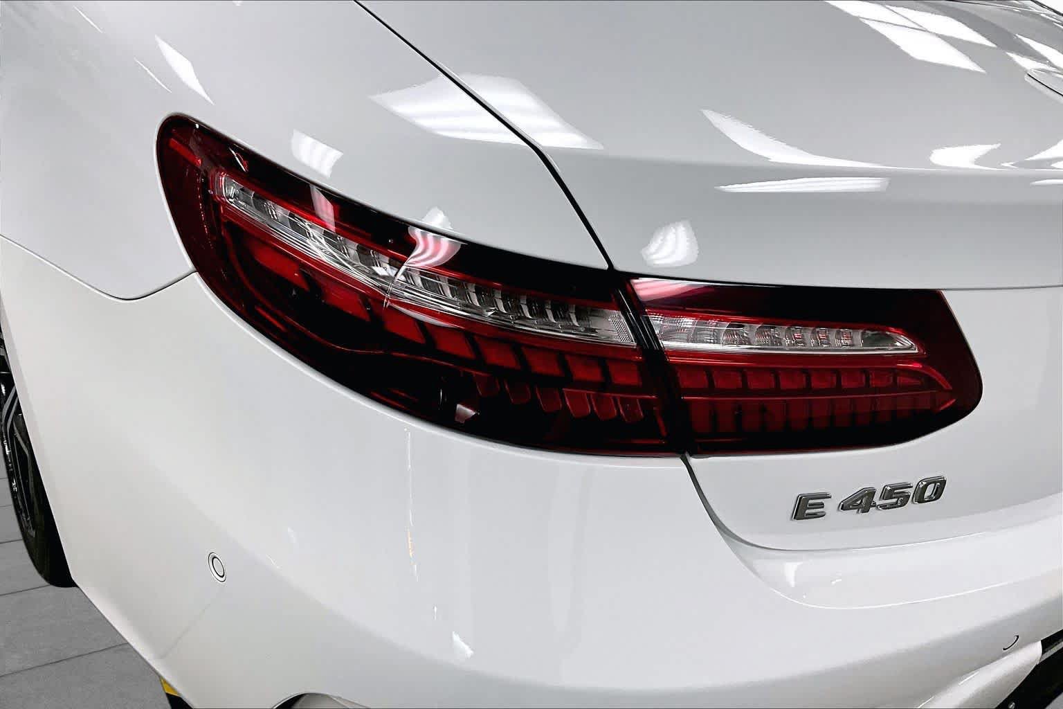 Used 2023 Mercedes-Benz E 450 4MATIC Cabriolet image 28