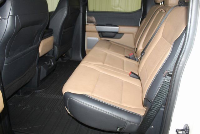 Used 2021 Ford F150 Lariat w/ Max Trailer Tow Package image 13