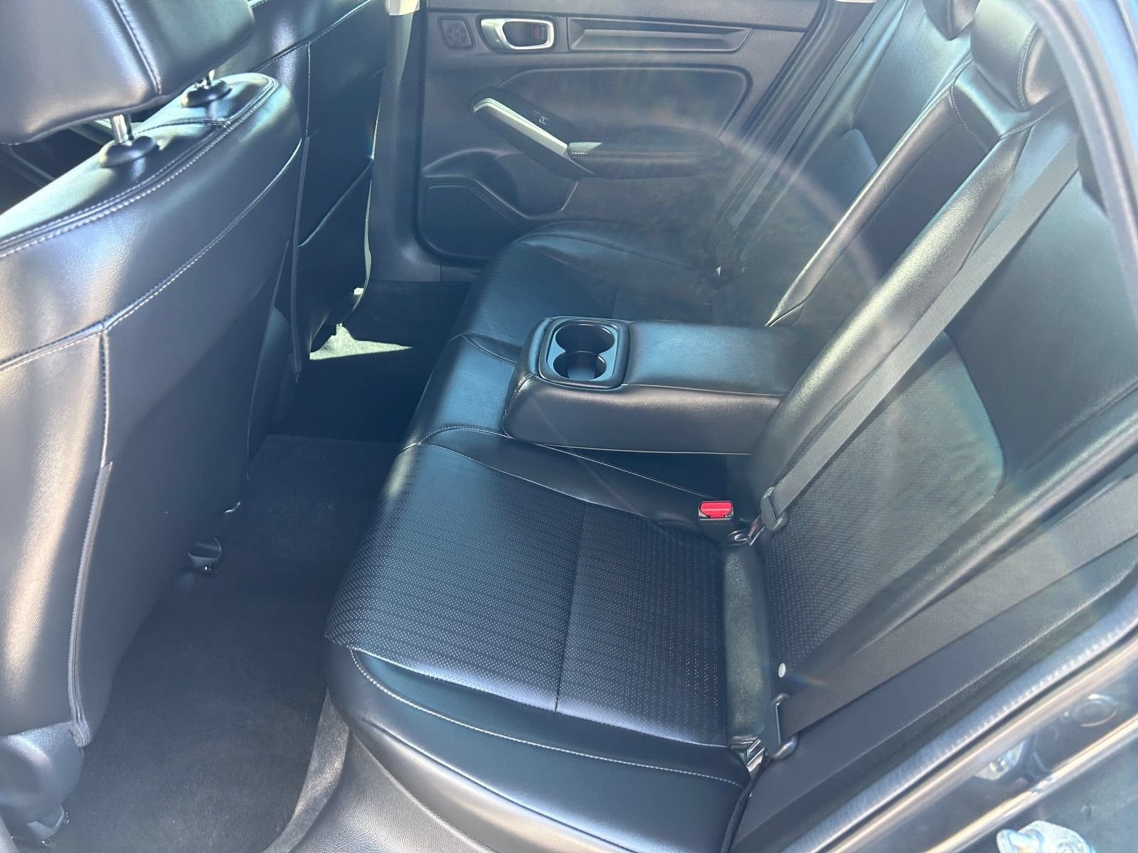 Used 2024 Honda Civic EX-L image 17