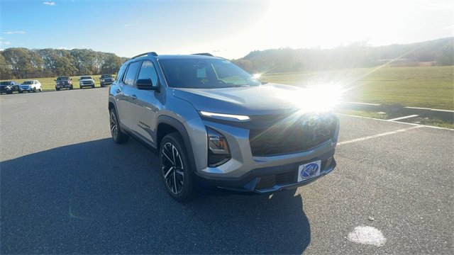 New 2026 Chevrolet Equinox RS w/ LPO, Floor Liner Package image 5