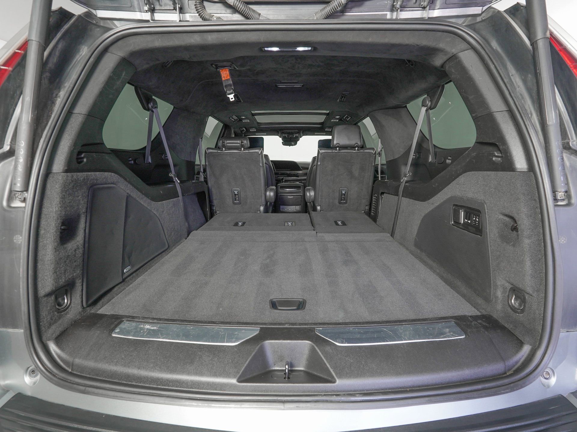 Used 2021 Cadillac Escalade ESV Sport Platinum image 13