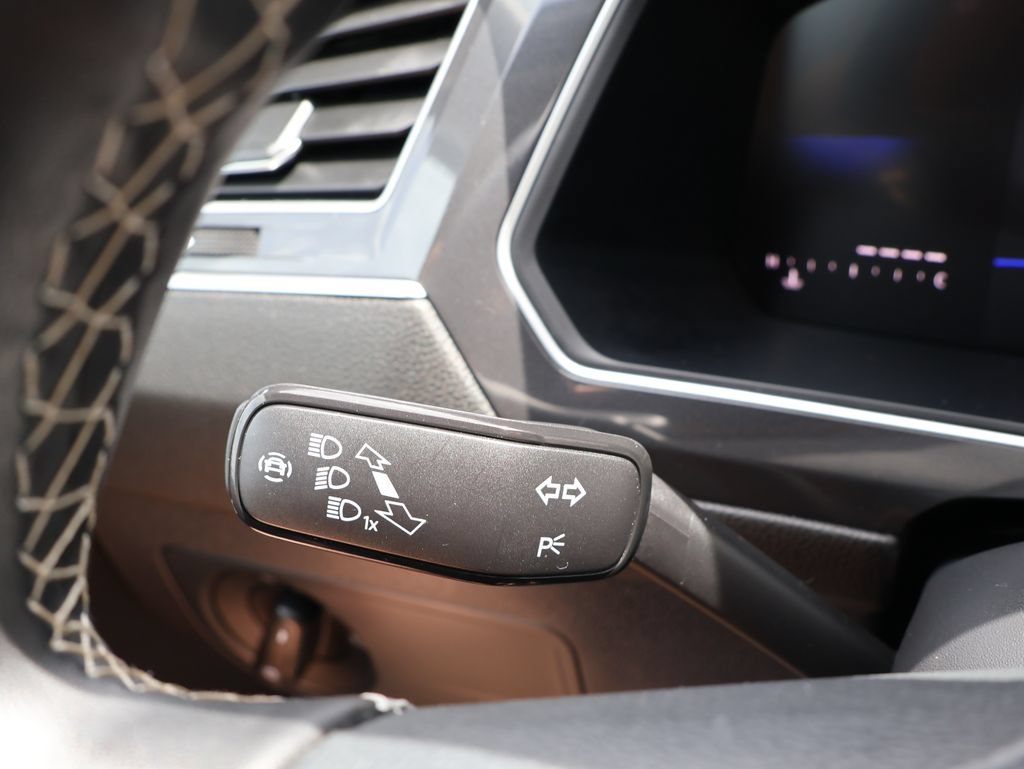 Used 2024 Volkswagen Tiguan S AWD/4WD image 14