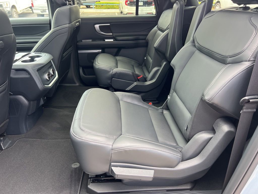 New 2026 Ford Expedition Max Platinum AWD/4WD image 14