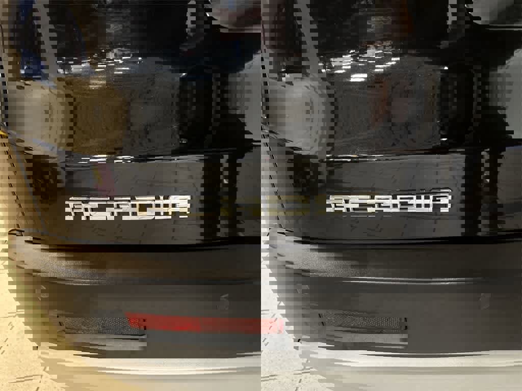 Used 2017 GMC Acadia SLT image 28