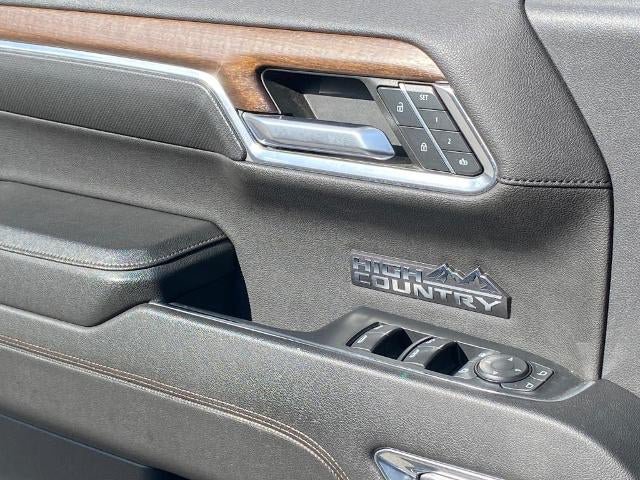 Used 2023 Chevrolet Silverado 1500 High Country w/ Technology Package AWD/4WD image 23