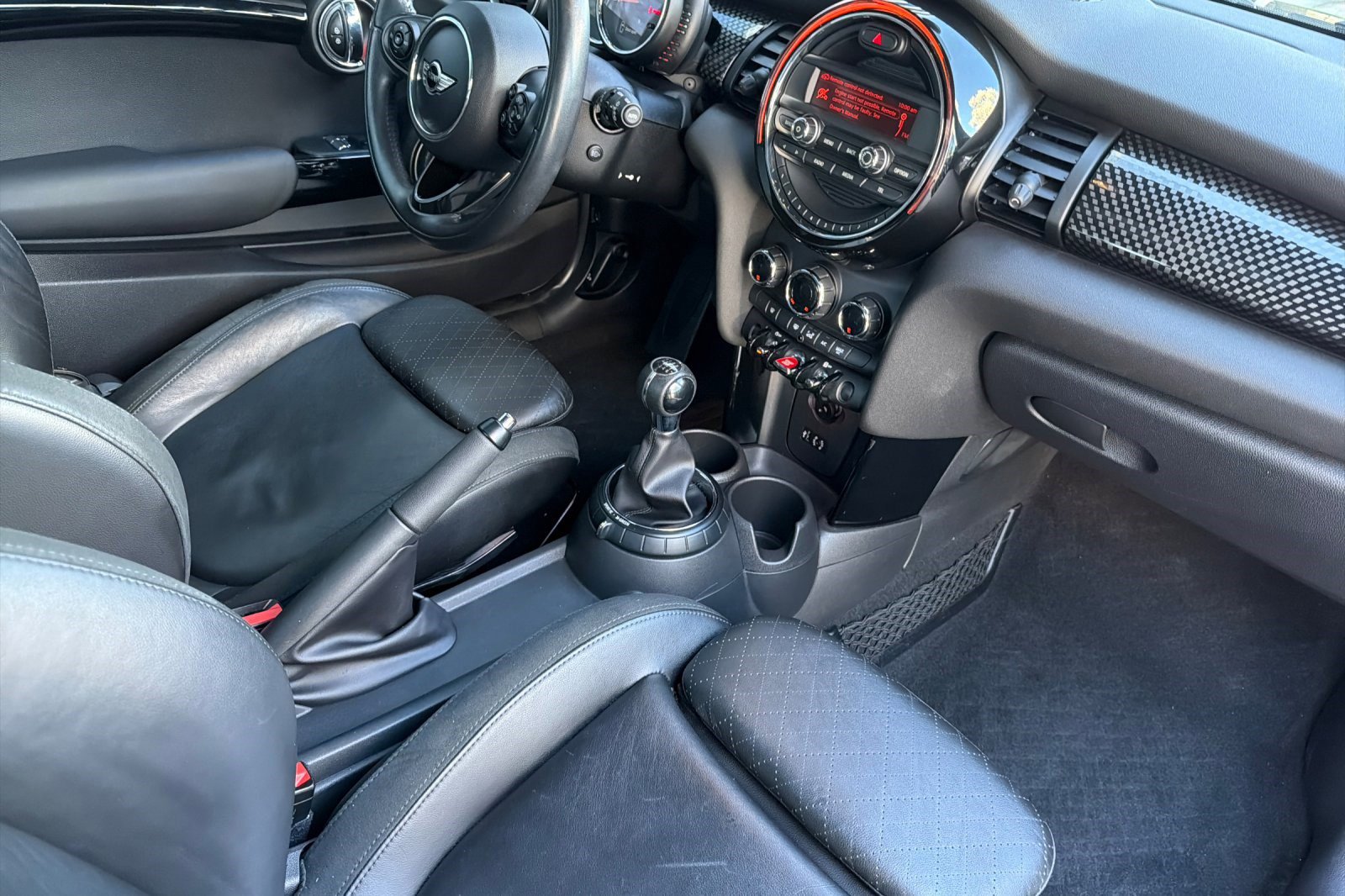 Used 2014 MINI Cooper S image 19