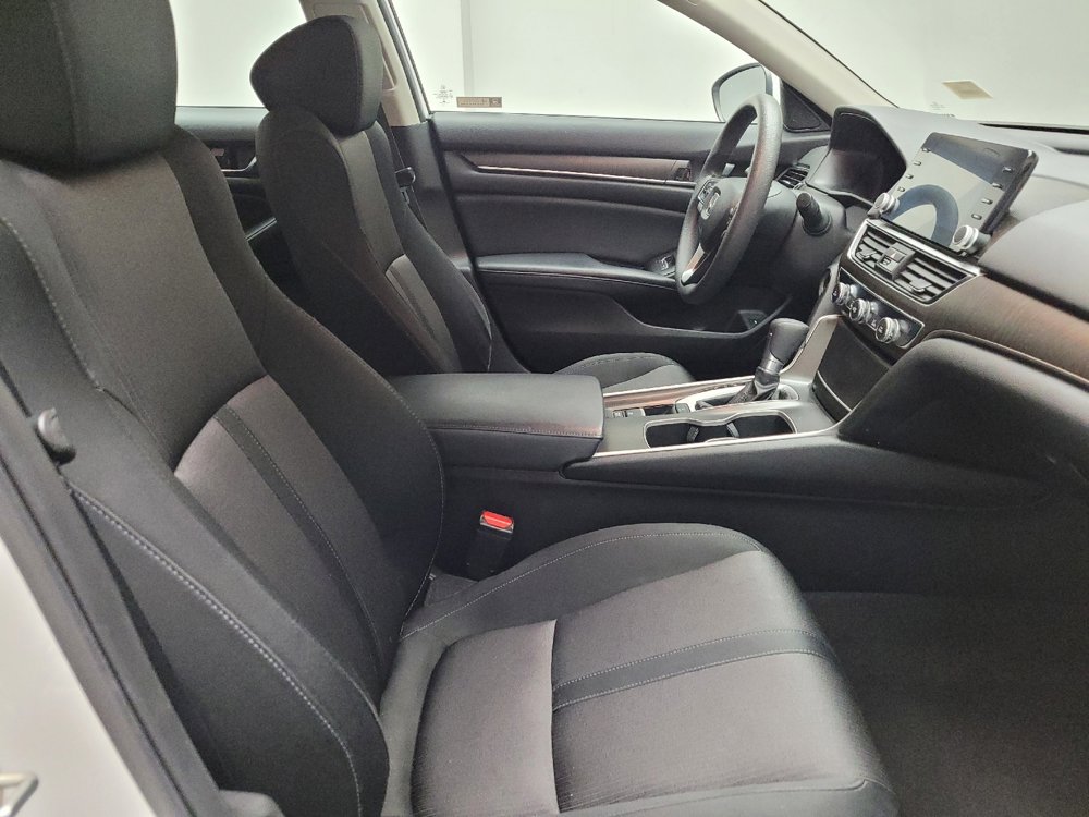 Used 2018 Honda Accord EX image 21