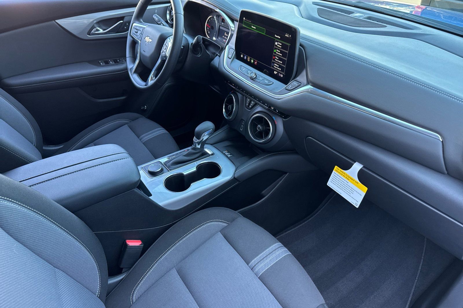 Used 2026 Chevrolet Blazer LT w/ Convenience Package image 19