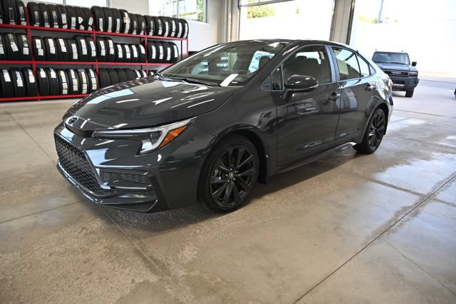 Used 2023 Toyota Corolla SE w/ SE Premium Package FWD image 8