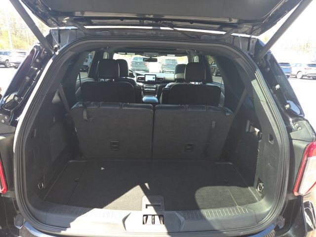 Used 2022 Ford Explorer ST-Line w/ Class IV Trailer Tow Package AWD/4WD image 34
