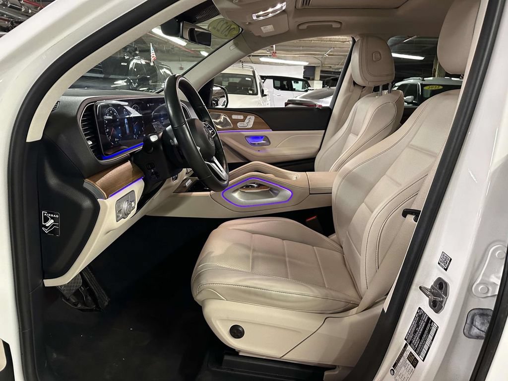Used 2022 Mercedes-Benz GLE 350 4MATIC w/ Premium Package image 12