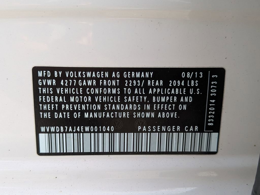 Used 2014 Volkswagen Golf 4-Door image 24