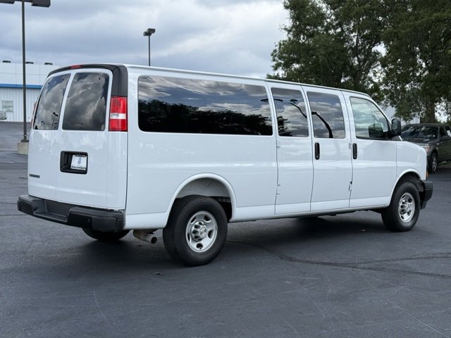 Used 2025 Chevrolet Express 3500 LS image 6